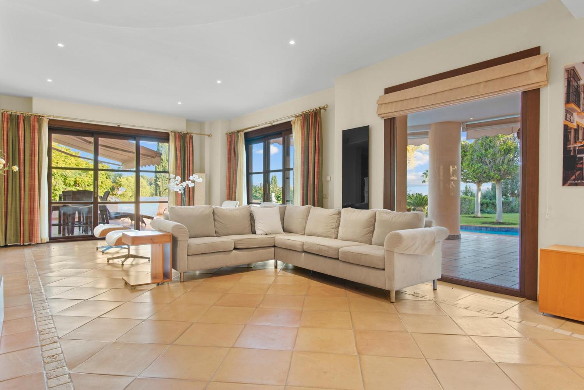 Luxury Villa Robledal By Mabiente - Views Of The Sea And The Golf Course Marbella Exteriör bild
