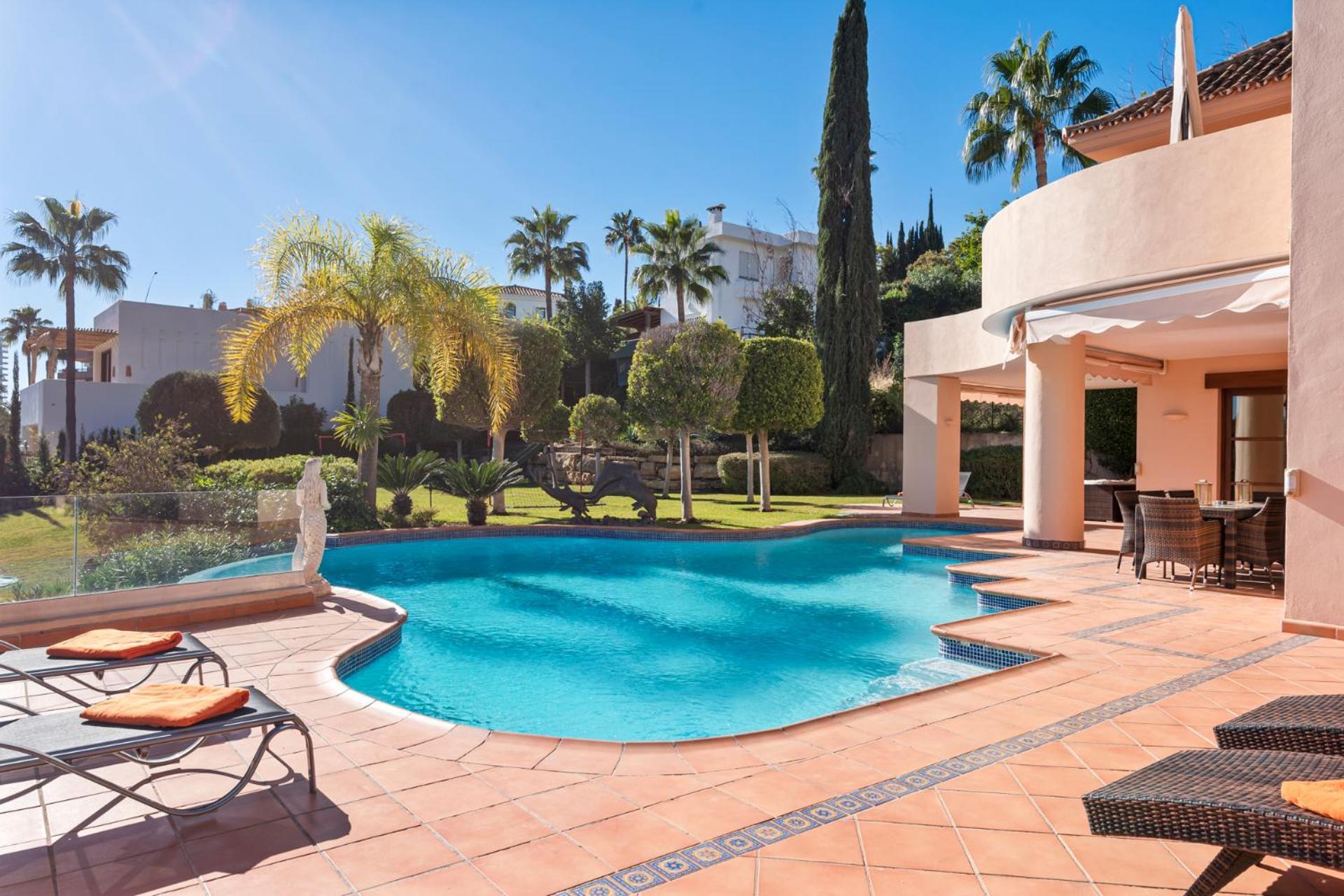Luxury Villa Robledal By Mabiente - Views Of The Sea And The Golf Course Marbella Exteriör bild